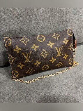 Authentic Louis Vuitton w certification